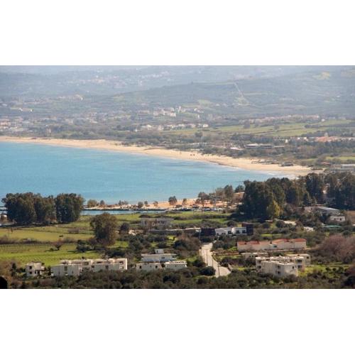 Daphne in Morfi Village