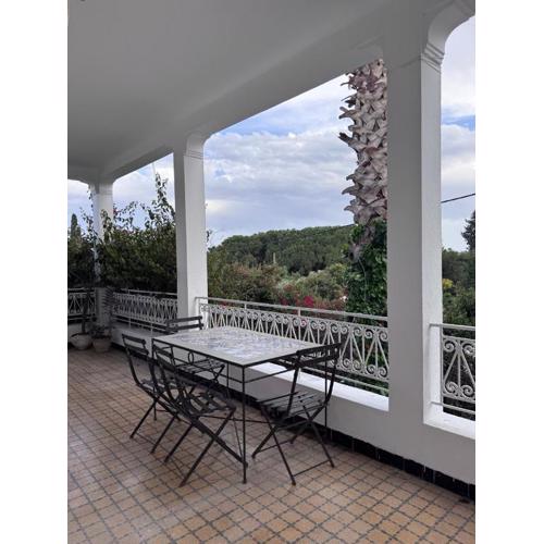 Dar Dido - 3 bedroom apartment in Carthage with WiFi, AC