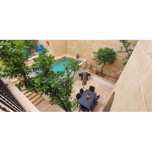 Dar Tan-Nanniet - House of Character with Private Pool