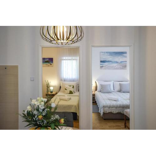 David two bdr apartment with parking