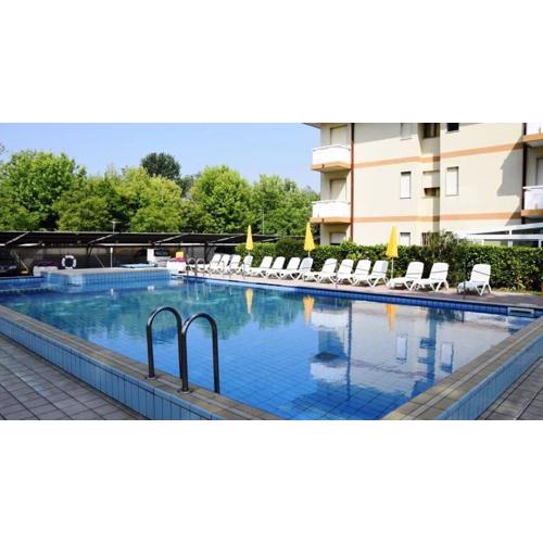 DB Residence con Piscina-Carraro Immobiliare Jesolo-Family Apartments