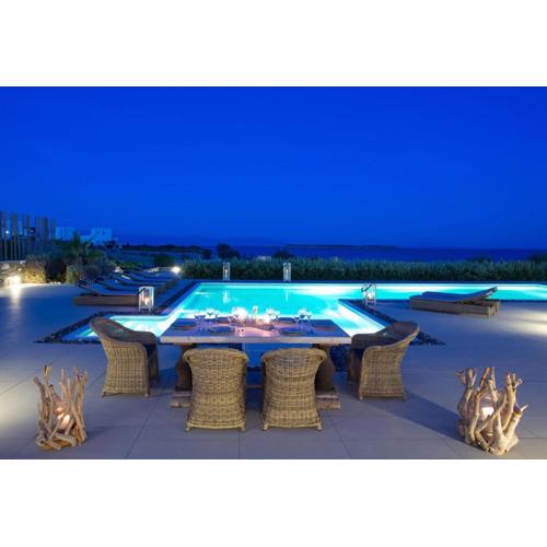 De Luxe Villa With Sea View And Swimming Pool Up To 7 Persons Apv Paros Golden Beach
