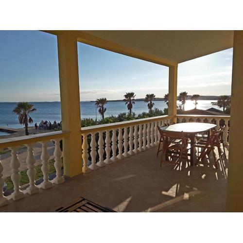 Deby beach house