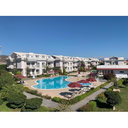 Defne Beach Suites