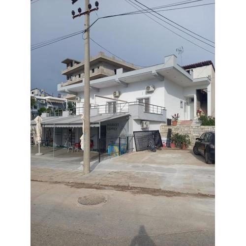 Dejan Apartaments