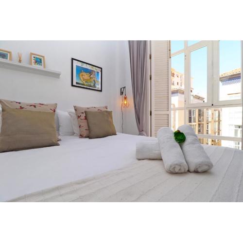 Del parque flats victoria trini