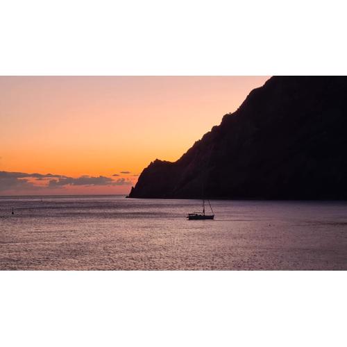Delfino Cosy Apartment With AC - Near best beaches