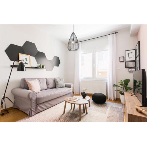 Delightful 1BD Apartment in Plaka by UPSTREET