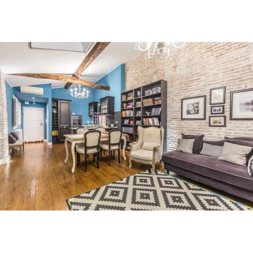 Delightful Carbonesi || The Place Bo Apartments