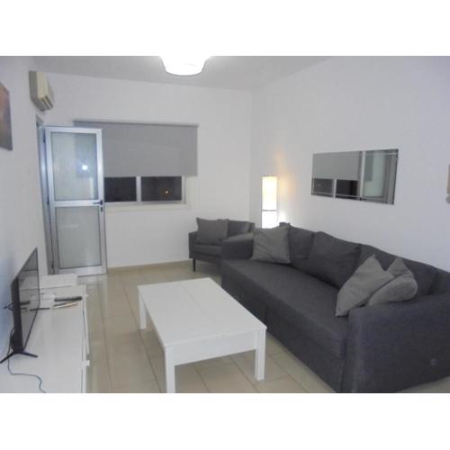 Delphi Court - large 1 bed -sleeps 4, Near sea/beach - free wifi