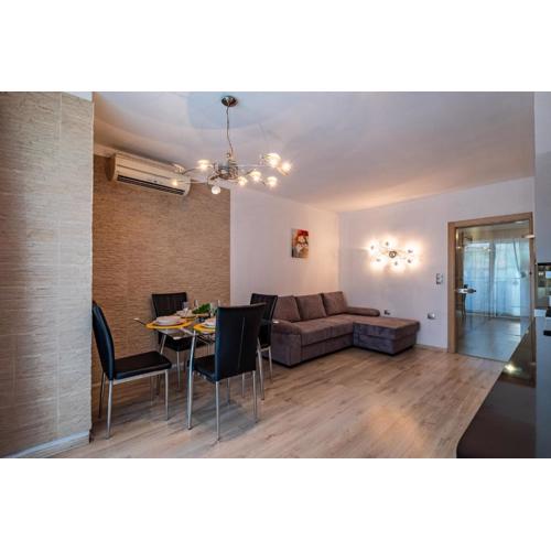 Deluxe Apartment with 2 Bedroom in Center Varna