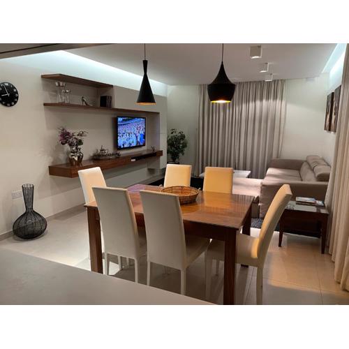 Deluxe Apartment with pool in the heart of St Pauls Bay