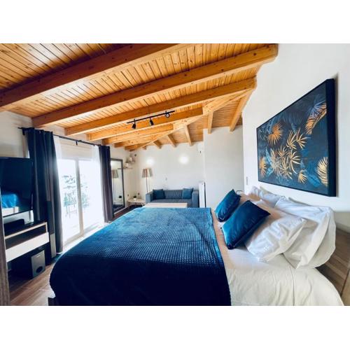 Deluxe Apartment With Sea View