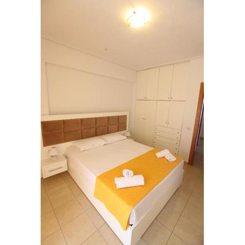 Deluxe Apartments