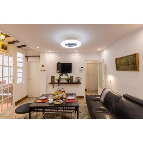 Deluxe Divina Apartment