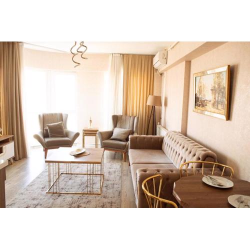 Deluxe King Suite AS3