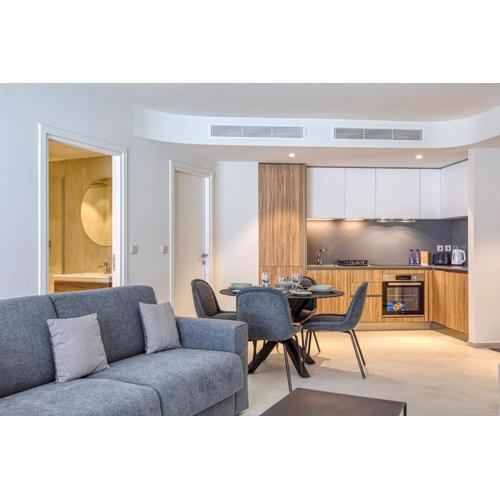 Deluxe Mercury Suites 439 with Pool
