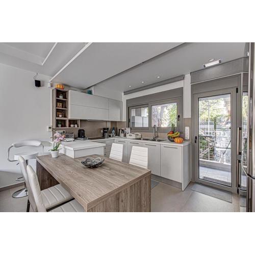 Deluxe & Modern Apartment In Athens