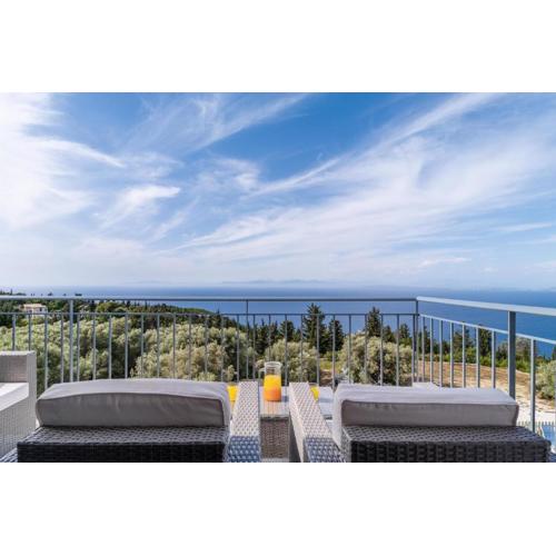 Deluxe Suite with Sea View B