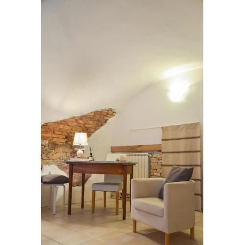 DEMIVIE GUESTHOUSE