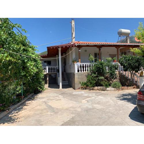 Denaj House