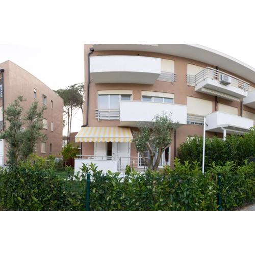 Deni Lalzi Bay Rooms
