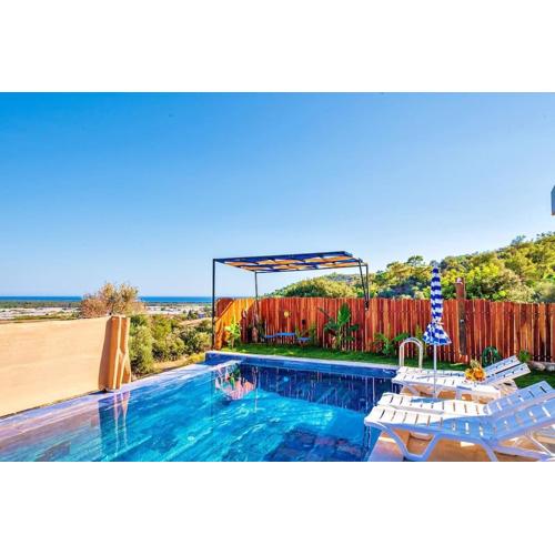 Deniz Manzaralı Taş Villa Uyku 2
