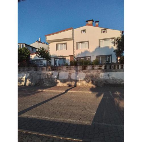 Denize Sıfır Bahçeli Yalı