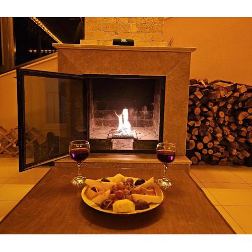 Denize Yakın Geniş Villa