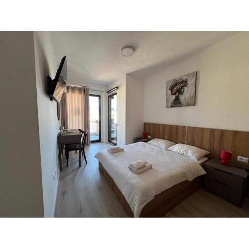 Dennys Apartments New Bazaar Delight