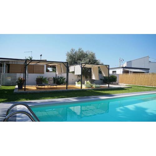 Dependance in Villa con piscina
