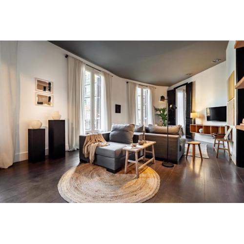 Depok - 2 bedrooms and balcony in Eixample Dreta