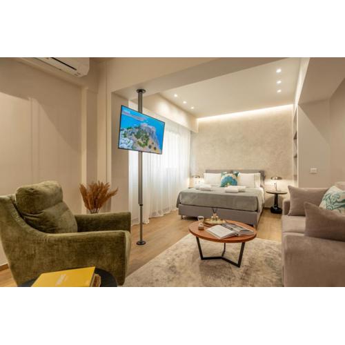 Derouse Othon Suite with Hydromassage Jacuzzi