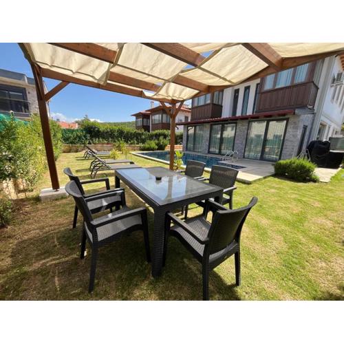 Derya Beach Agullu Villa 3