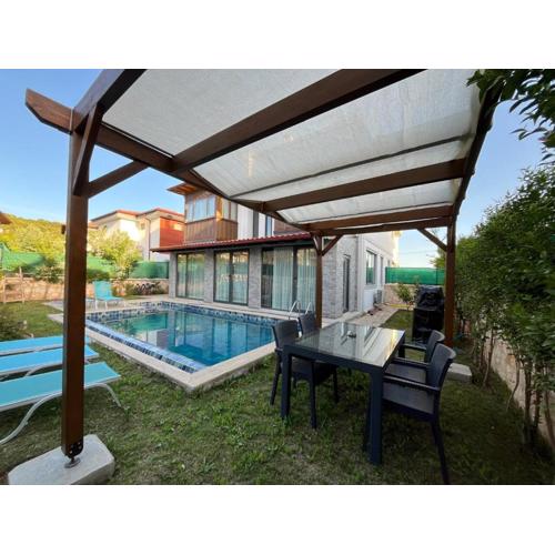 Derya Beach Agullu Villa 6