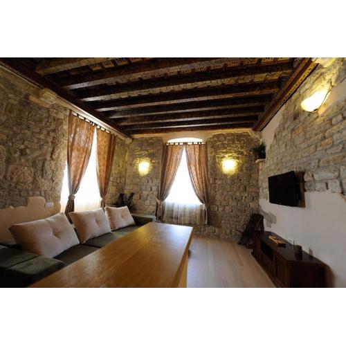 Desiderata Studio Apartment
