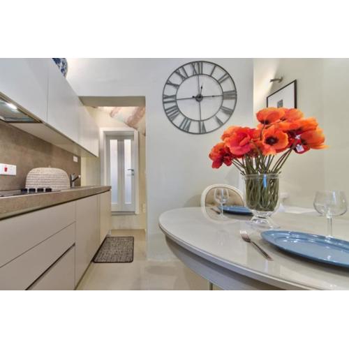 Designer Cospicua Townhouse