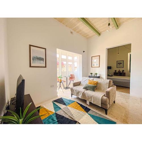 Designer furnished - Entire Apartment Sliema 2B by Solea