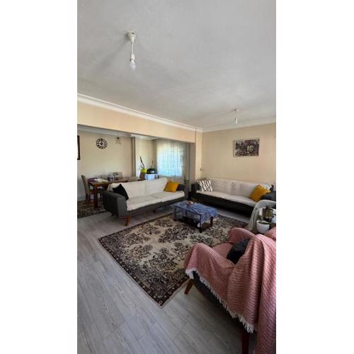 Detached House with Garden in Denizli Center