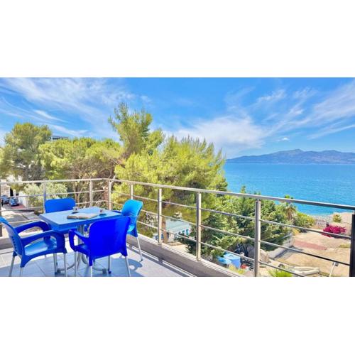 Deus Saranda Apartment