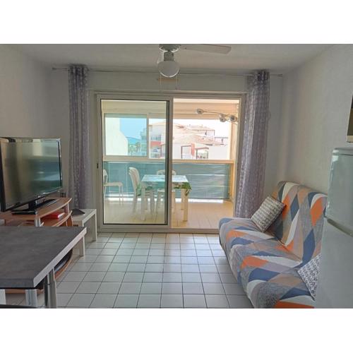 Deux Pièces Cabine à 150m de la Plage, Vue Canal - FR-1-338-373
