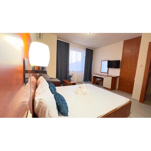 Dezudava Family Hotel