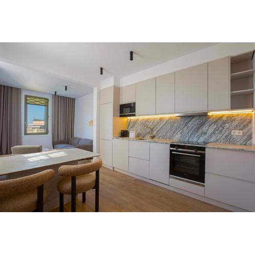 Diagonal Suites Atic by Sweett