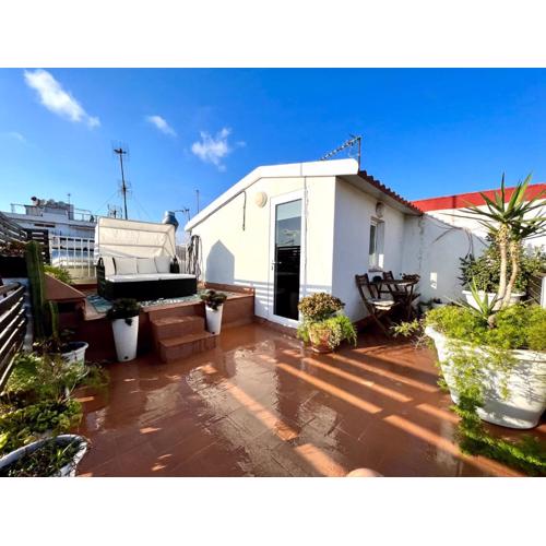 Diamond Rooftop & private terrace sea views
