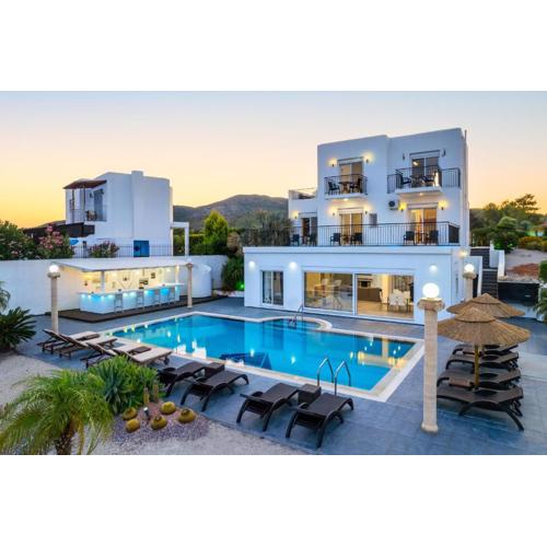 Diamond Villa
