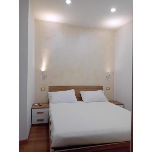 Diana Home 1