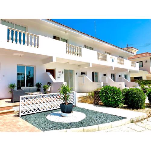 Diana Townhouse 1