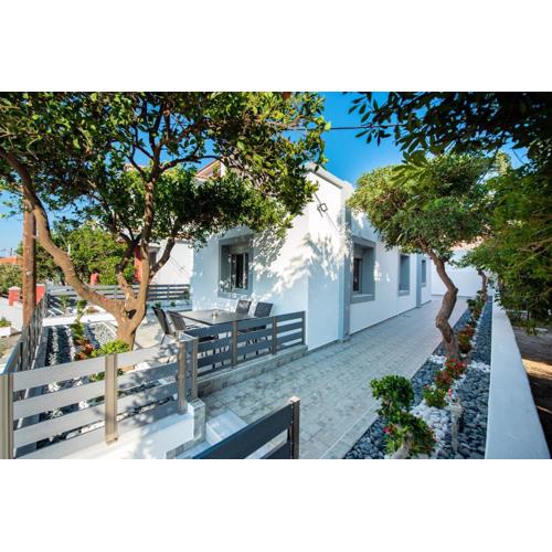 Dias Luxury Homes