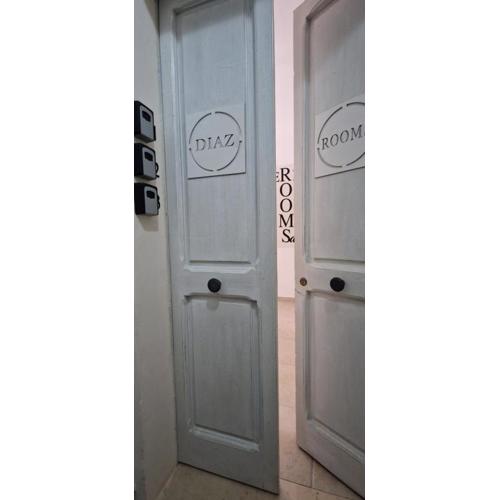 DIAZ Rooms