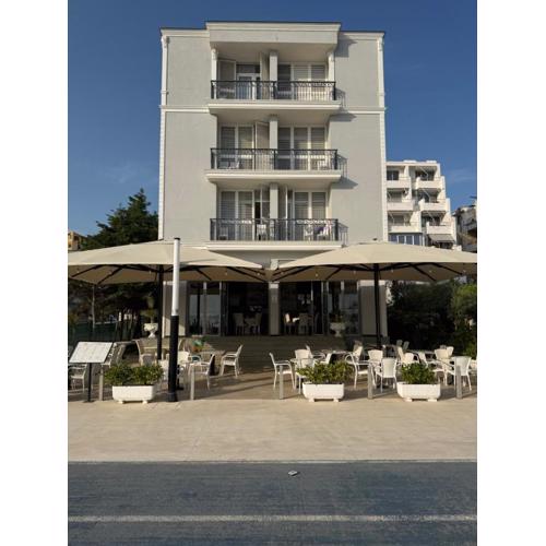 DIELL HOTEL